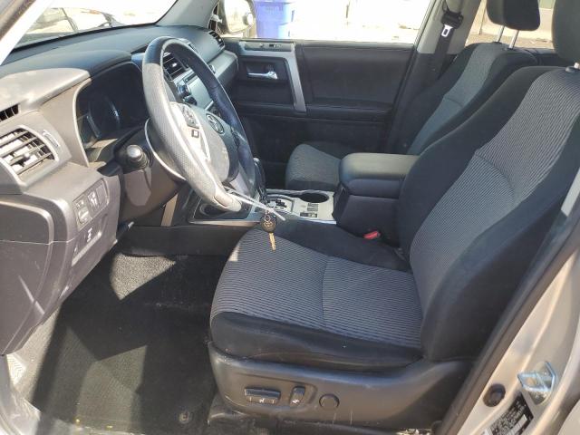 JTEBU5JRXJ5513652 - 2018 TOYOTA 4RUNNER SR5/SR5 PREMIUM Silber Foto 7