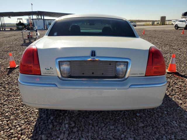 1LNHM82W36Y608771 - 2006 LINCOLN TOWN CAR SIGNATURE LIMITED WHITE photo 6