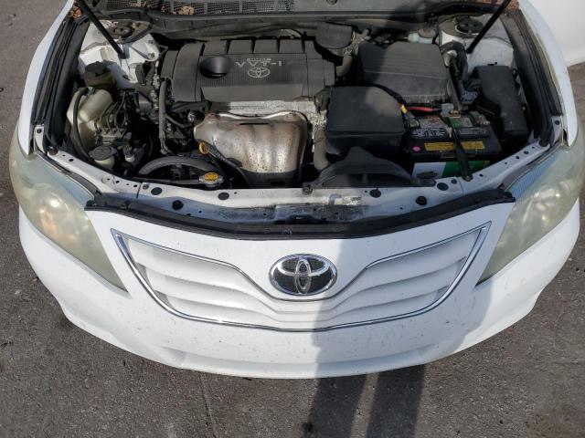 4T1BF3EK7AU530507 - 2010 TOYOTA CAMRY BASE WHITE photo 11