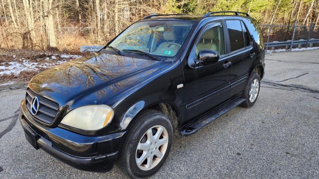 4JGAB72E71A228732 - 2001 MERCEDES-BENZ ML 430 BLACK photo 2