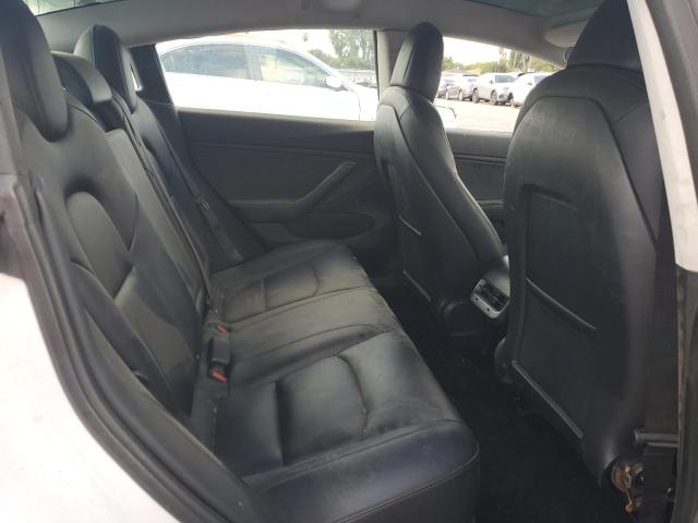 5YJ3E1EA3JF161709 - 2018 TESLA MODEL 3 白色 照片 10