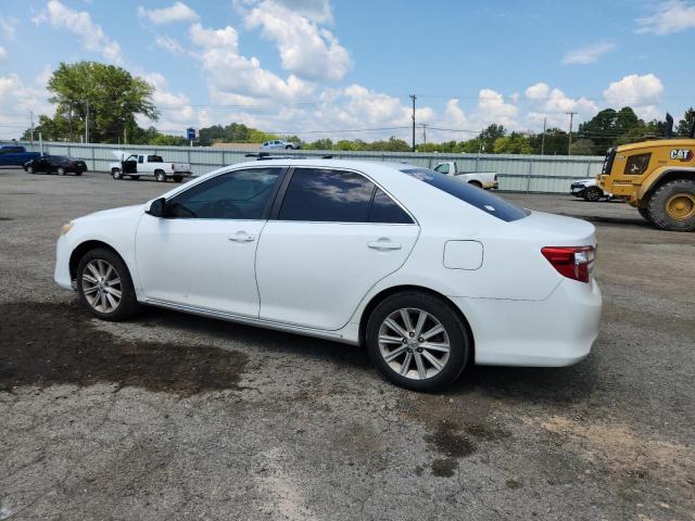 4T1BF1FK8CU553817 - 2012 TOYOTA CAMRY BASE WHITE photo 2