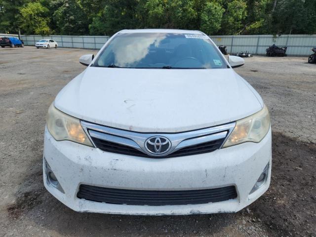 4T1BF1FK8CU553817 - 2012 TOYOTA CAMRY BASE WHITE photo 5