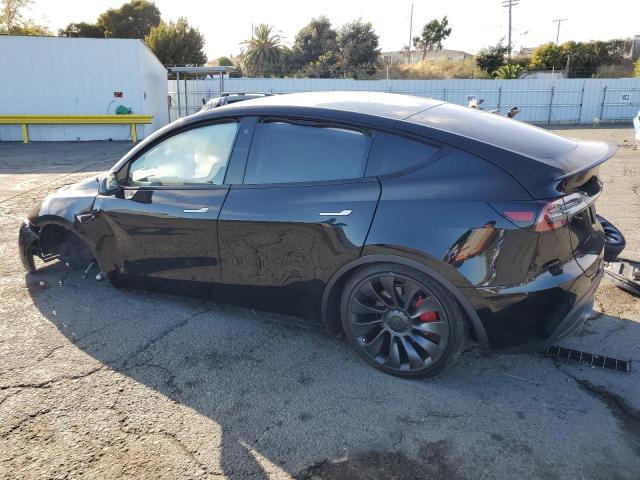 7SAYGDEF8PF762980 - 2023 TESLA MODEL Y Черный фото 2