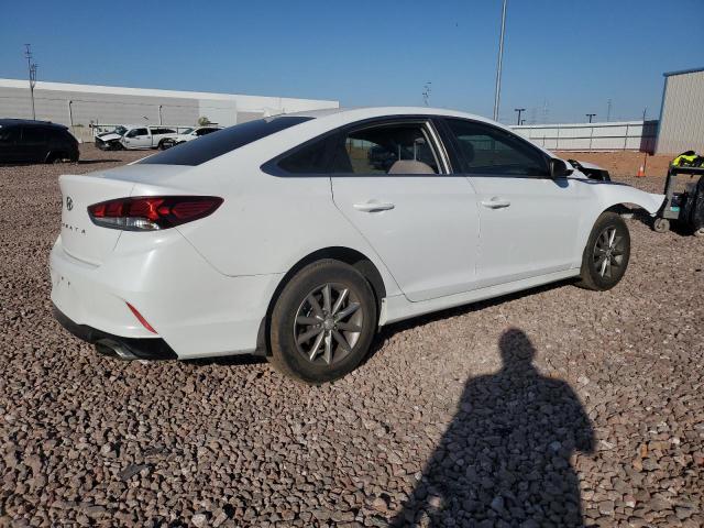 5NPE24AFXJH675403 - 2018 HYUNDAI SONATA SE WHITE photo 3