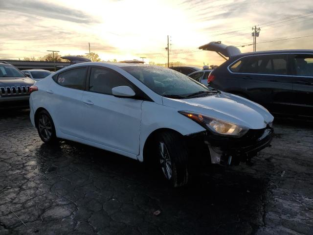 5NPDH4AE4GH767133 - 2016 HYUNDAI ELANTRA SE WHITE photo 4