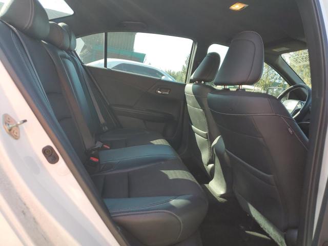 1HGCR2F50HA102830 - 2017 HONDA ACCORD SPORT Biały zdjęcie 10