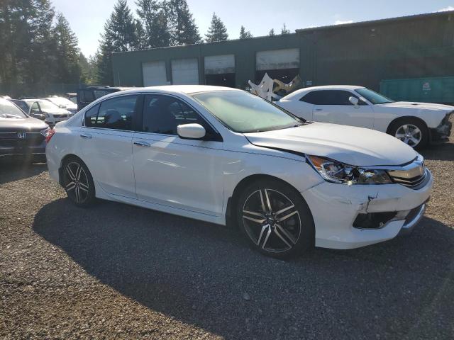 1HGCR2F50HA102830 - 2017 HONDA ACCORD SPORT Biały zdjęcie 4