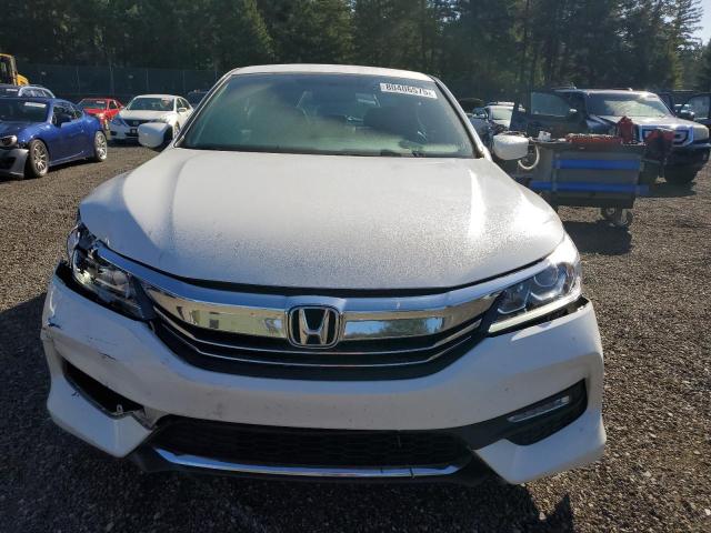 1HGCR2F50HA102830 - 2017 HONDA ACCORD SPORT Biały zdjęcie 5