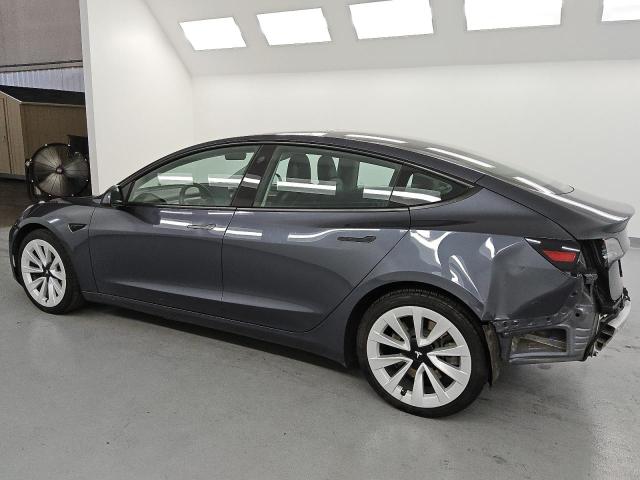 5YJ3E1EA8NF190550 - 2022 TESLA MODEL 3 BLUE photo 2