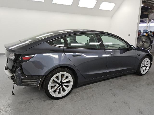 5YJ3E1EA8NF190550 - 2022 TESLA MODEL 3 BLUE photo 3