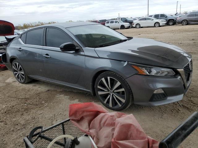 1N4BL4CV8LC114366 - 2020 NISSAN ALTIMA SR GRAY photo 4