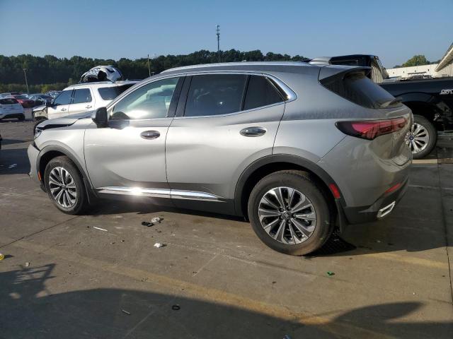 LRBFZKE4XSD081462 - 2025 BUICK ENVISION PREFERRED SILVER photo 2