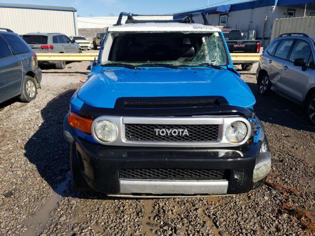 JTEZU11F870004789 - 2007 TOYOTA FJ CRUISER BLUE photo 5