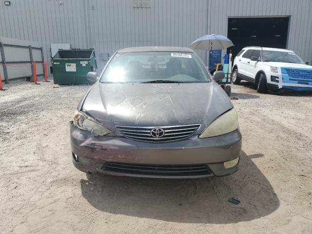 4T1BE32K35U578244 - 2005 TOYOTA CAMRY LE GRAY photo 5