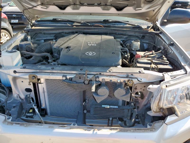 5TFJU4GN3DX045240 - 2013 TOYOTA TACOMA DOUBLE CAB PRERUNNER SILVER photo 11