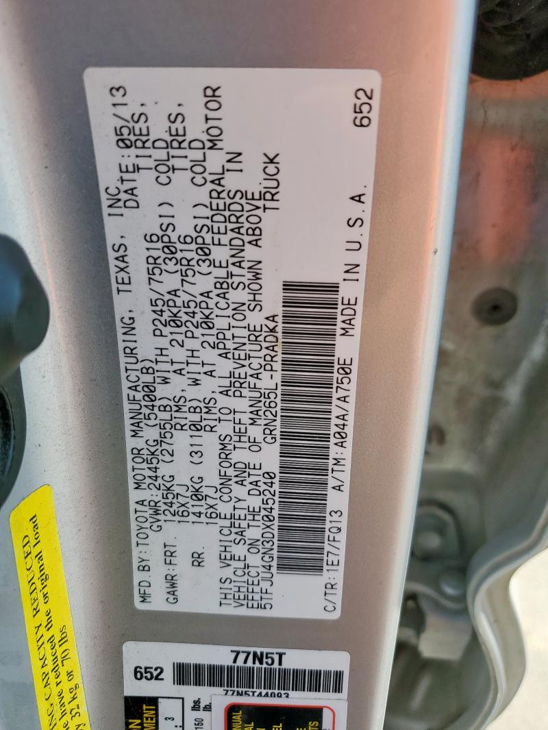 5TFJU4GN3DX045240 - 2013 TOYOTA TACOMA DOUBLE CAB PRERUNNER SILVER photo 13