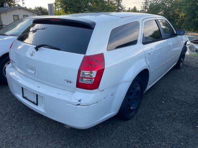 2D4GZ57226H398988 - 2006 DODGE MAGNUM R/T WHITE photo 4