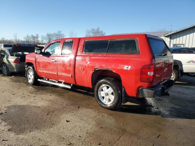 1GCEK29019Z281829 - 2009 CHEVROLET SILVERADO K1500 LT RED photo 2