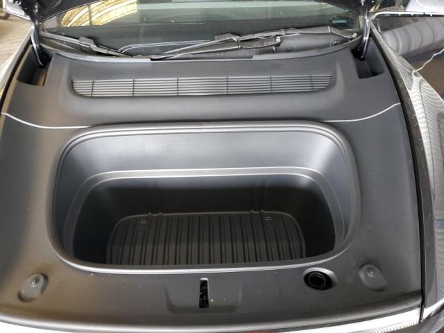 7SAYGDEE4TF416085 - 2026 TESLA MODEL Y ნაცრისფერი ფოტო 11