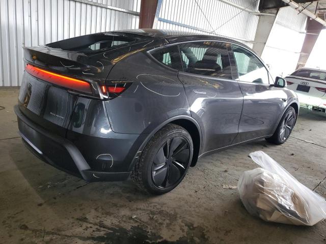 7SAYGDEE4TF416085 - 2026 TESLA MODEL Y ნაცრისფერი ფოტო 3