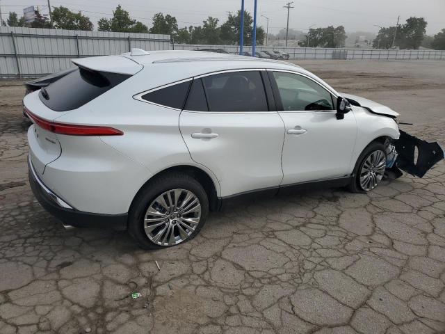 JTEAAAAH7PJ120230 - 2023 TOYOTA VENZA LE Biały zdjęcie 3