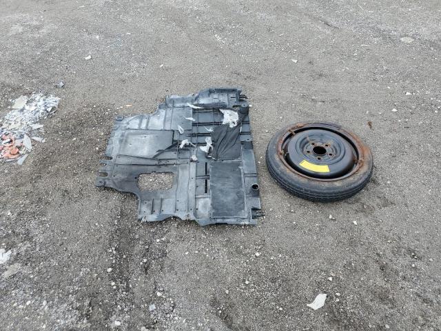 JM1BL1U74D1755519 - 2013 MAZDA 3 I GRAY photo 12