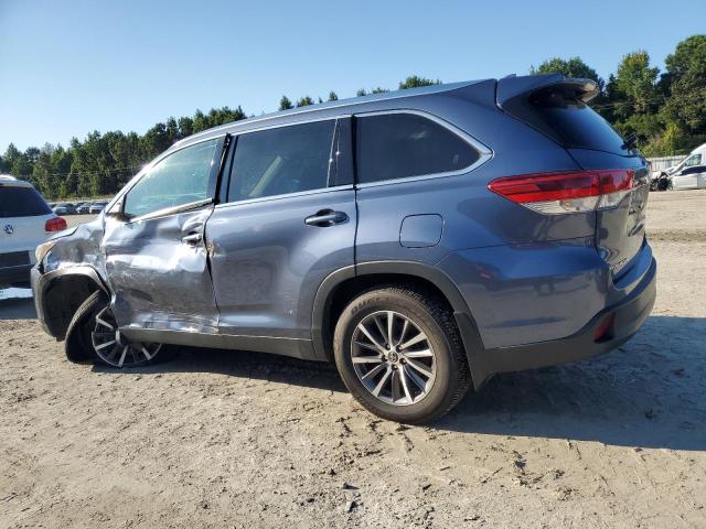 5TDJZRFH1KS947026 - 2019 TOYOTA HIGHLANDER SE BLUE photo 2