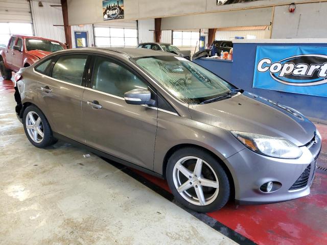 1FAHP3J23CL261986 - 2012 FORD FOCUS TITANIUM GRAY photo 4