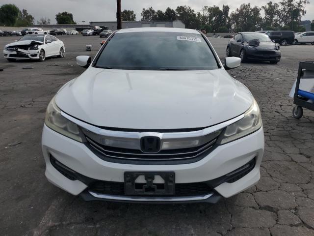 1HGCR2F56HA027681 - 2017 HONDA ACCORD SPORT თეთრი ფოტო 5