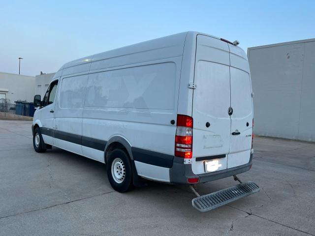 WD3PE8DD5GP245609 - 2016 MERCEDES-BENZ SPRINTER 2500 WHITE photo 3
