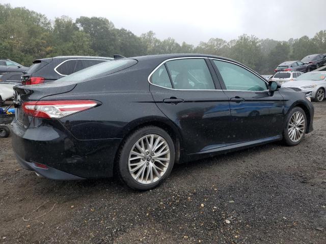 4T1B11HK7JU051857 - 2018 TOYOTA CAMRY L BLACK photo 3