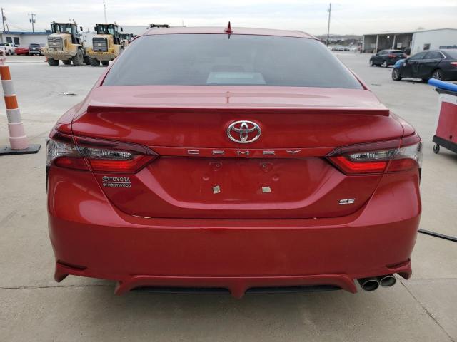 4T1G11AK6PU115475 - 2023 TOYOTA CAMRY SE NIGHT SHADE RED photo 6