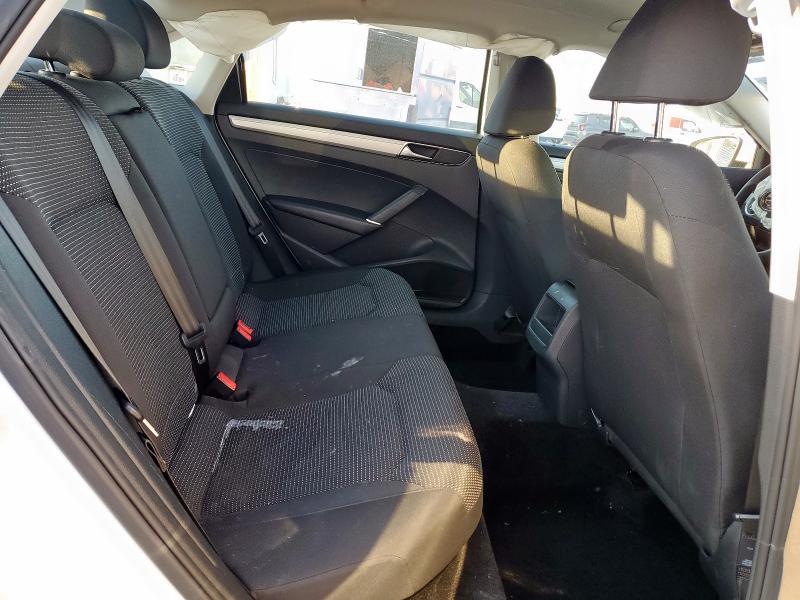 1VWAA7A34JC047936 - 2018 VOLKSWAGEN PASSAT S أبيض صورة 10