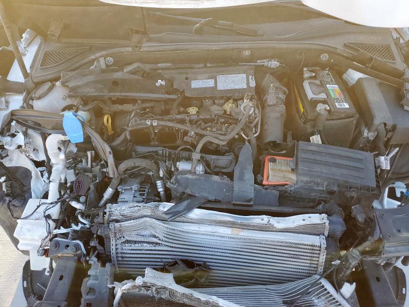 1VWAA7A34JC047936 - 2018 VOLKSWAGEN PASSAT S أبيض صورة 11