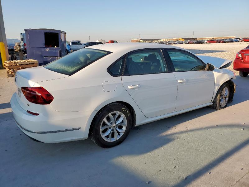 1VWAA7A34JC047936 - 2018 VOLKSWAGEN PASSAT S أبيض صورة 3