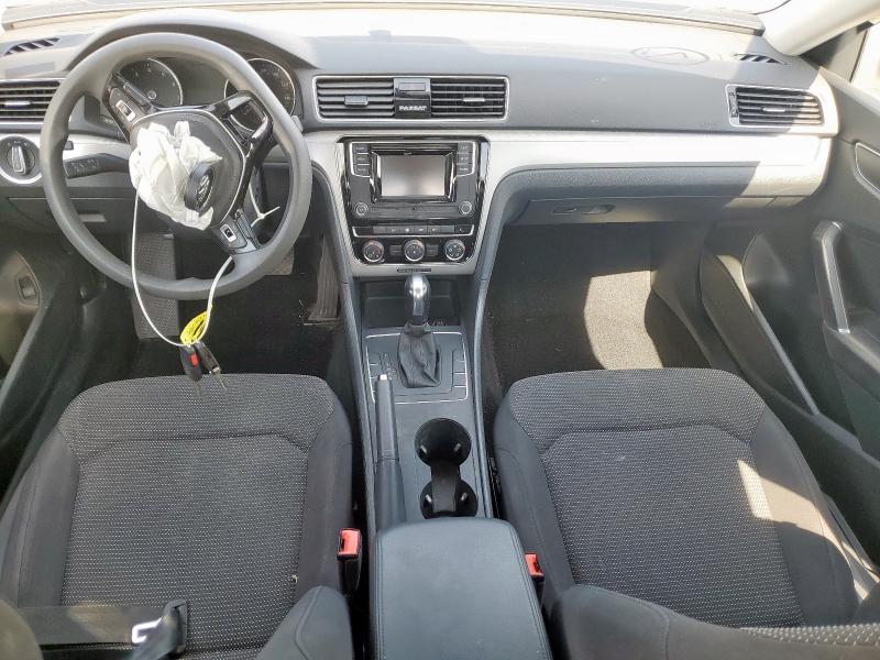 1VWAA7A34JC047936 - 2018 VOLKSWAGEN PASSAT S أبيض صورة 8