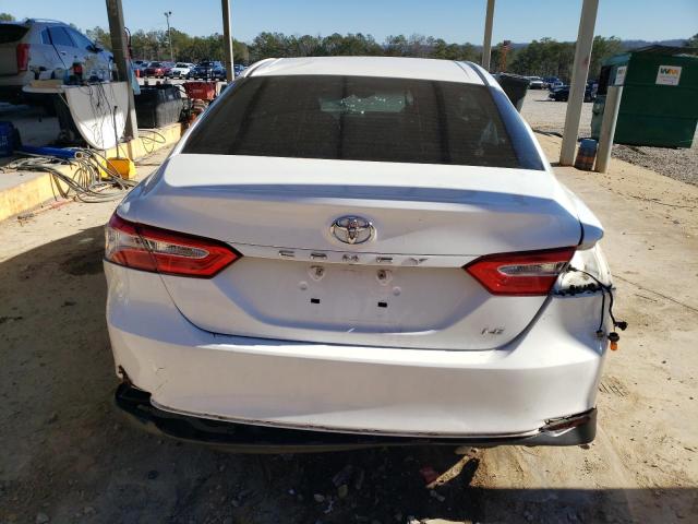 4T1B11HK7JU115671 - 2018 TOYOTA CAMRY L WHITE photo 6