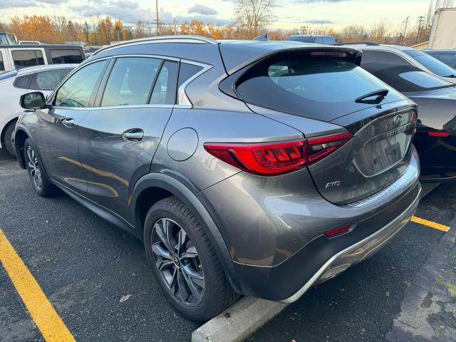 SJKCH5CRXHA024595 - 2017 INFINITI QX30 BASE 灰色 照片 3