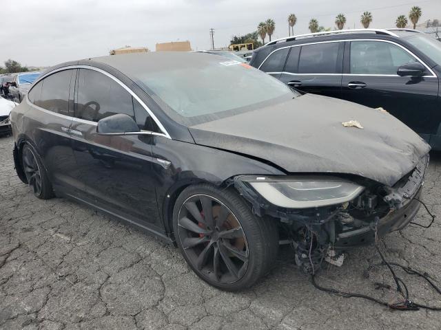 5YJXCBE46GFS01023 - 2016 TESLA MODEL X შავი ფოტო 4