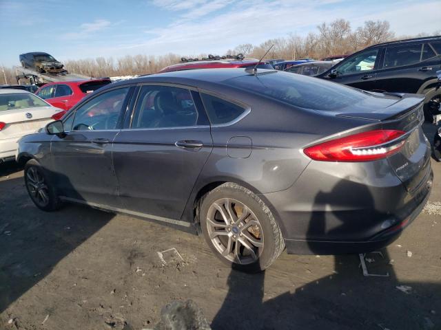 3FA6P0HD8HR218962 - 2017 FORD FUSION SE CHARCOAL photo 2