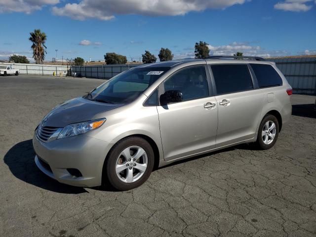 2015 TOYOTA SIENNA LE, 