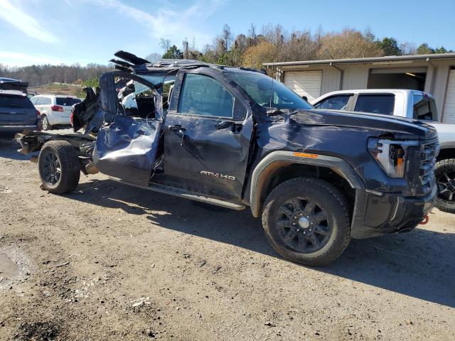 1GT49PEY4RF147821 - 2024 GMC SIERRA K2500 AT4 BLACK photo 4