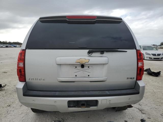 1GNSKBE01BR381547 - 2011 CHEVROLET TAHOE K1500 LT SILVER photo 6