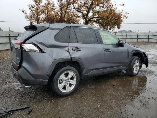 JTMW1RFV2KD508884 - 2019 TOYOTA RAV4 XLE GRAY photo 3