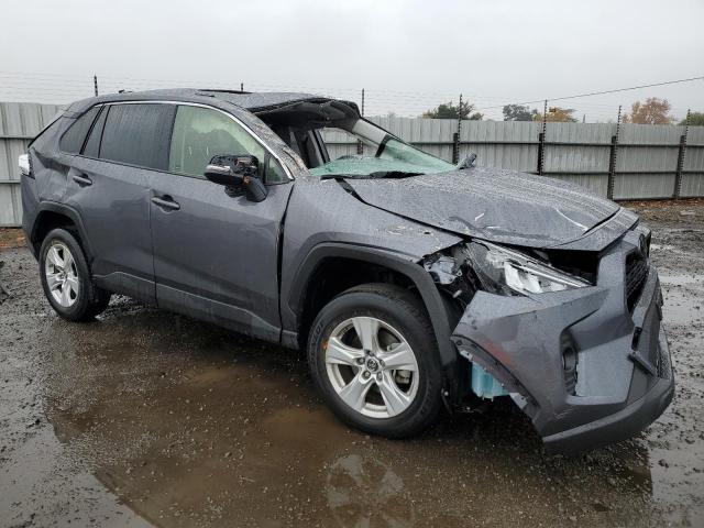 JTMW1RFV2KD508884 - 2019 TOYOTA RAV4 XLE GRAY photo 4