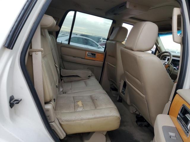 5LMFU28547LJ01781 - 2007 LINCOLN NAVIGATOR თეთრი ფოტო 10