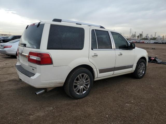 5LMFU28547LJ01781 - 2007 LINCOLN NAVIGATOR WHITE photo 3