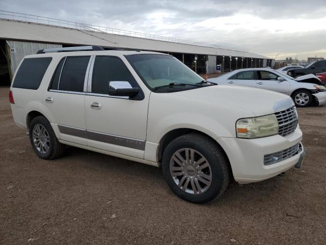 5LMFU28547LJ01781 - 2007 LINCOLN NAVIGATOR თეთრი ფოტო 4