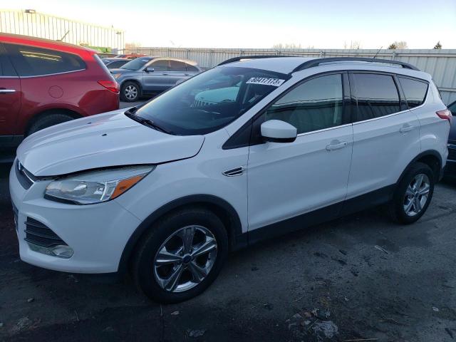 1FMCU0GX8EUC02360 - 2014 FORD ESCAPE SE WHITE photo 1